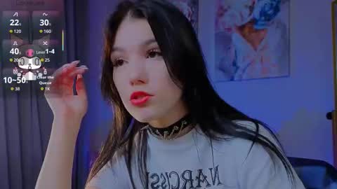 Snapshot of sophie_nomenal_ chatting on November 12, 8:52 pm sophie_nomenal_ online show from November 12, 8:52 pm