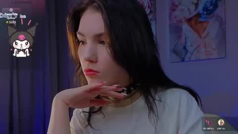 Snapshot of sophie_nomenal_ chatting on November 18, 2:43 pm sophie_nomenal_ online show from November 18, 2:43 pm