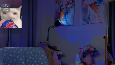 Snapshot of sophie_nomenal_ chatting on November 25, 1:55 pm sophie_nomenal_ online show from November 25, 1:55 pm