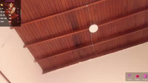 sophie_smith19 online show from October 22, 1:11 pm