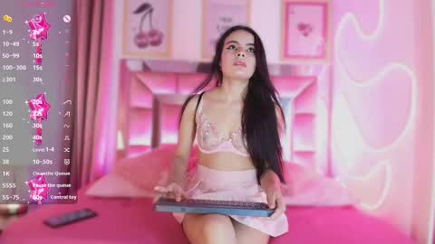 Sophie  online show from November 30, 10:19 am