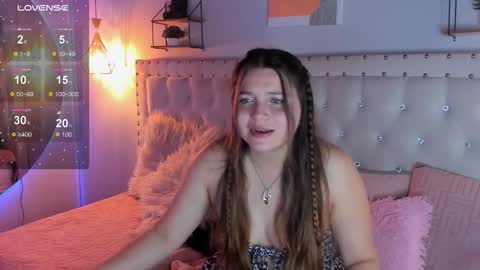 Sophie  online show from November 13, 1:10 pm