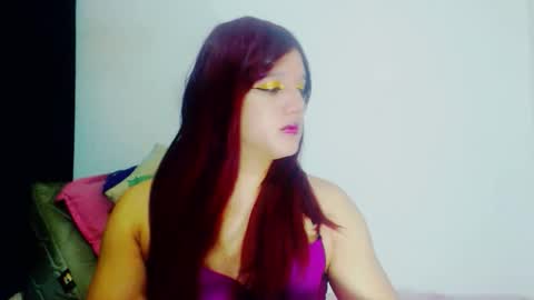 sophiehillsxo online show from November 7, 8:47 am