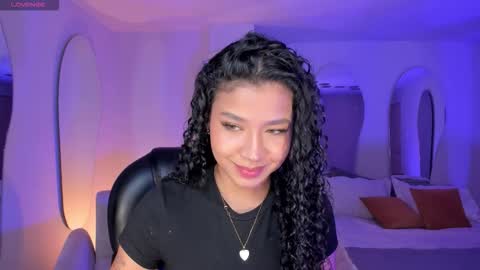 Sophie Houston online show from October 26, 4:07 am