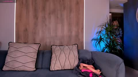 Sophie  Palmer online show from January 31, 1:12 pm