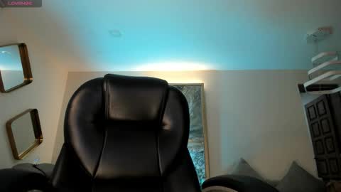 Sophie  Palmer online show from October 11, 11:31 am