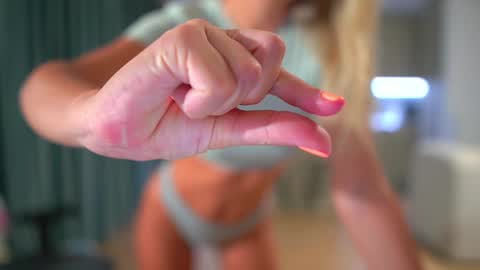       online show from September 15, 4:51 pm