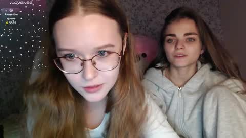 Sophie and my bestie Mandy    online show from October 19, 3:34 pm