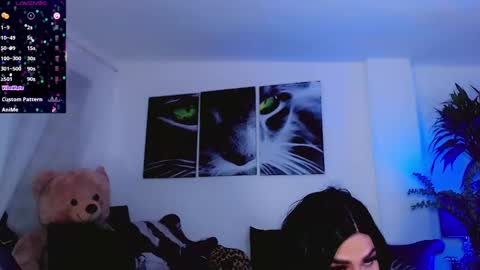 Sophie Sweet online show from September 28, 10:42 am