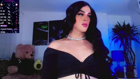 Sophie Sweet online show from October 5, 9:40 am