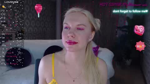 Lisa online show from September 12, 2:44 am