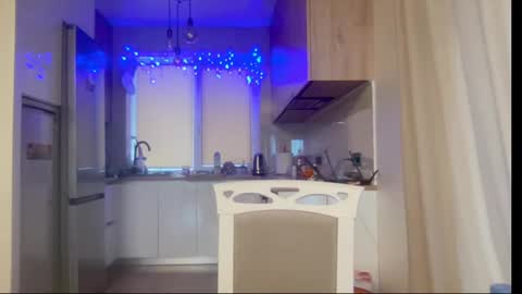 Snapshot of soulmategirl chatting on February 3, 1:51 pm SoulMate online show from February 3, 1:51 pm