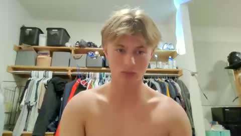 Snapshot of southpaw707 chatting on November 8, 6:13 am southpaw707 online show from November 8, 6:13 am