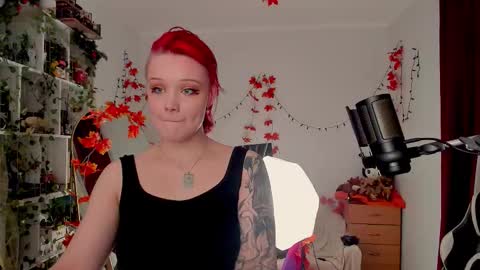 Leah online show from October 26, 2:45 pm