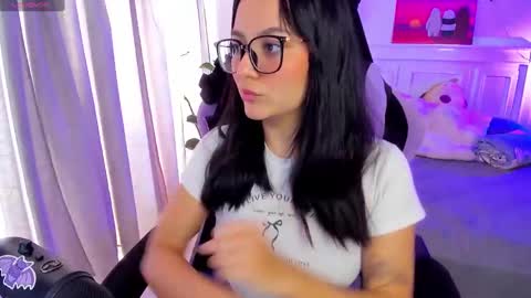 Lili online show from September 12, 9:37 pm