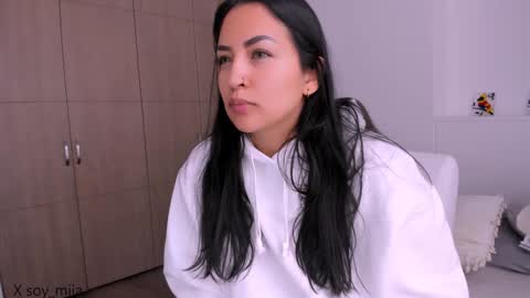 Snapshot of soy_miia chatting on January 24, 9:26 pm MIA online show from January 24, 9:26 pm