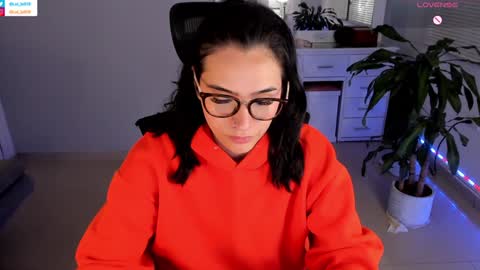 Luisa    online show from January 18, 3:20 am