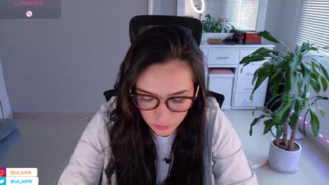 Luisa    online show from January 26, 9:40 pm