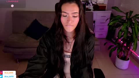 Luisa    online show from February 23, 11:58 pm