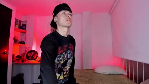 soytae online show from December 19, 1:39 am