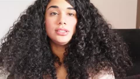 Snapshot of soytropicalfruit chatting on February 11, 6:55 pm You want to talk to me more personal follow me in My Channel VIP 50 the discount online show from February 11, 6:55 pm