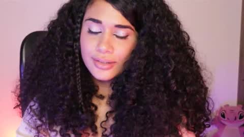 Snapshot of soytropicalfruit chatting on February 12, 1:09 am You want to talk to me more personal follow me in My Channel VIP 50 the discount online show from February 12, 1:09 am