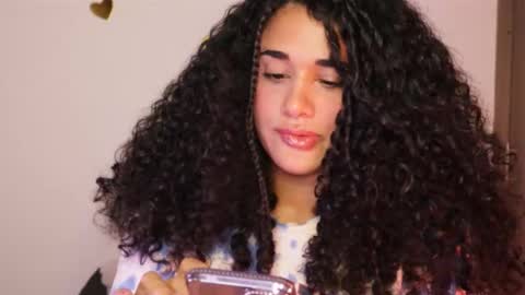 Snapshot of soytropicalfruit chatting on February 14, 1:13 am You want to talk to me more personal follow me in My Channel VIP 50 the discount online show from February 14, 1:13 am