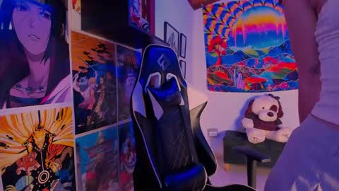 Val online show from January 3, 6:44 am