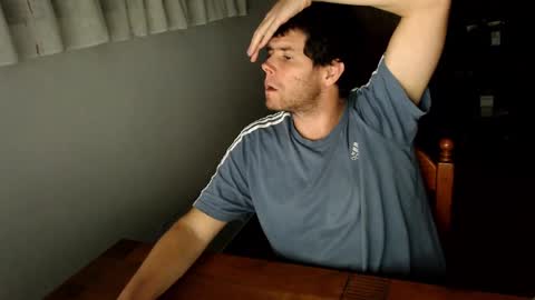 spanish online show from February 2, 3:43 am