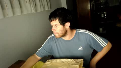 spanish online show from February 15, 8:01 pm