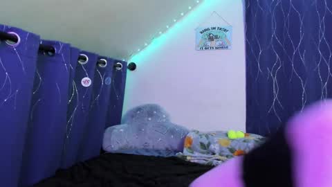 Atticus Pendragon online show from November 26, 11:06 pm