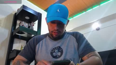     online show from December 6, 5:20 am