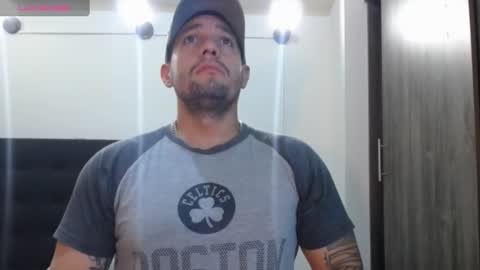     online show from December 23, 9:05 am