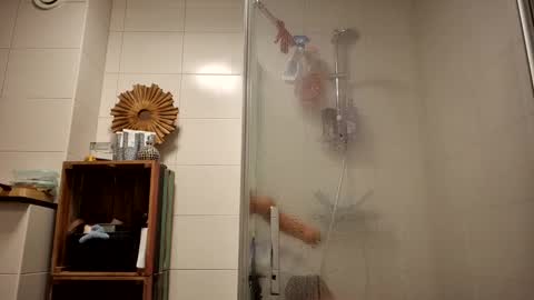 Snapshot of spectacularguy chatting on January 10, 6:49 pm DutchDude online show from January 10, 6:49 pm