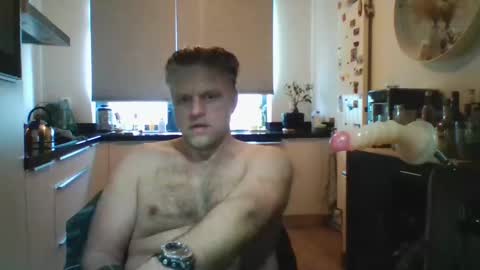 Snapshot of spectacularguy chatting on February 21, 2:16 pm DutchDude online show from February 21, 2:16 pm