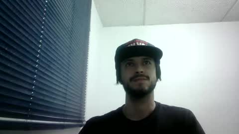 Snapshot of sperm_donor94 chatting on December 14, 5:40 pm sperm_donor94 online show from December 14, 5:40 pm