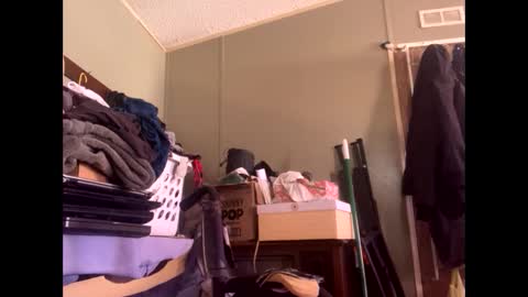 Snapshot of spermdoner23 chatting on December 4, 6:16 pm spermdoner23 online show from December 4, 6:16 pm