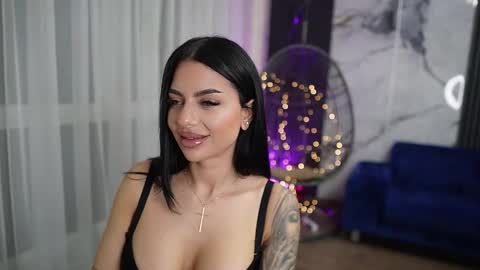 Snapshot of spicy_maple chatting on November 11, 8:09 pm Spicy Maple online show from November 11, 8:09 pm