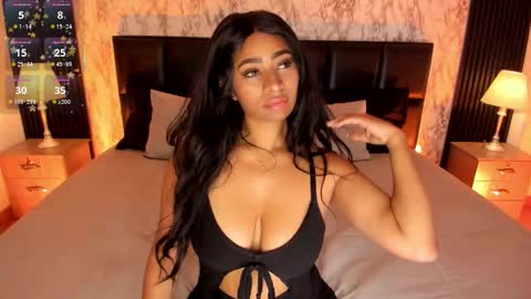 Amelia      GTM-5 817       IG Spicychoco am online show from November 1, 2:19 pm