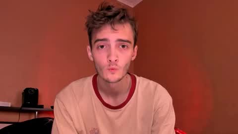 Snapshot of spider___man chatting on October 4, 6:39 pm Spidey online show from October 4, 6:39 pm