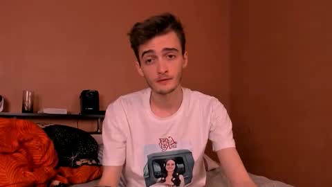 Snapshot of spider___man chatting on October 5, 9:34 pm Spidey online show from October 5, 9:34 pm