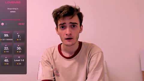 Snapshot of spider___man chatting on November 18, 6:01 pm Spidey online show from November 18, 6:01 pm