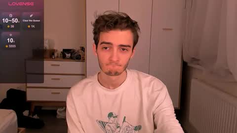 Snapshot of spider___man chatting on November 25, 5:02 pm Spidey online show from November 25, 5:02 pm