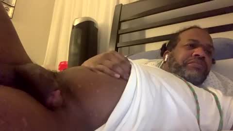 Snapshot of sportyesce chatting on December 31, 12:25 pm sportyesce online show from December 31, 12:25 pm