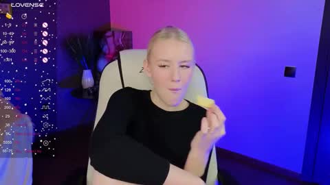 Snapshot of springajara chatting on September 10, 6:24 am Vetta online show from September 10, 6:24 am