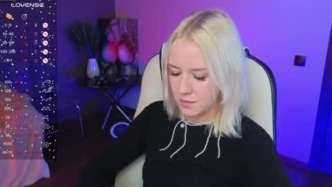 Snapshot of springajara chatting on September 30, 7:57 am Vetta online show from September 30, 7:57 am