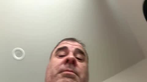 sprtsnut33 online show from November 15, 6:04 pm