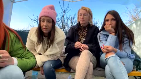 My name is Maya Lush is activeThere are legends that in this room all your wishes can come true  Private is Open online show from January 20, 9:56 am