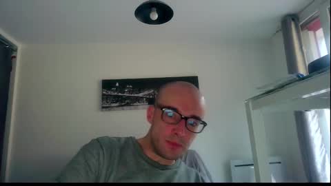 Snapshot of ssenzo chatting on December 5, 7:38 am ssenzo online show from December 5, 7:38 am