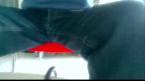 Snapshot of ssenzo chatting on January 1, 3:24 pm ssenzo online show from January 1, 3:24 pm